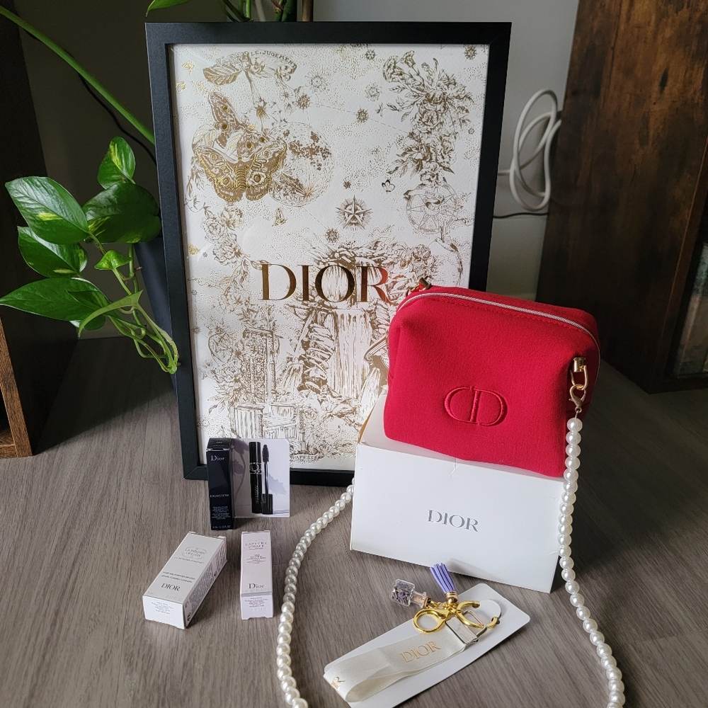 6pcs Dior Cosmetic Pouch, Samplers, Ribbon, Framed Shopping Bag
